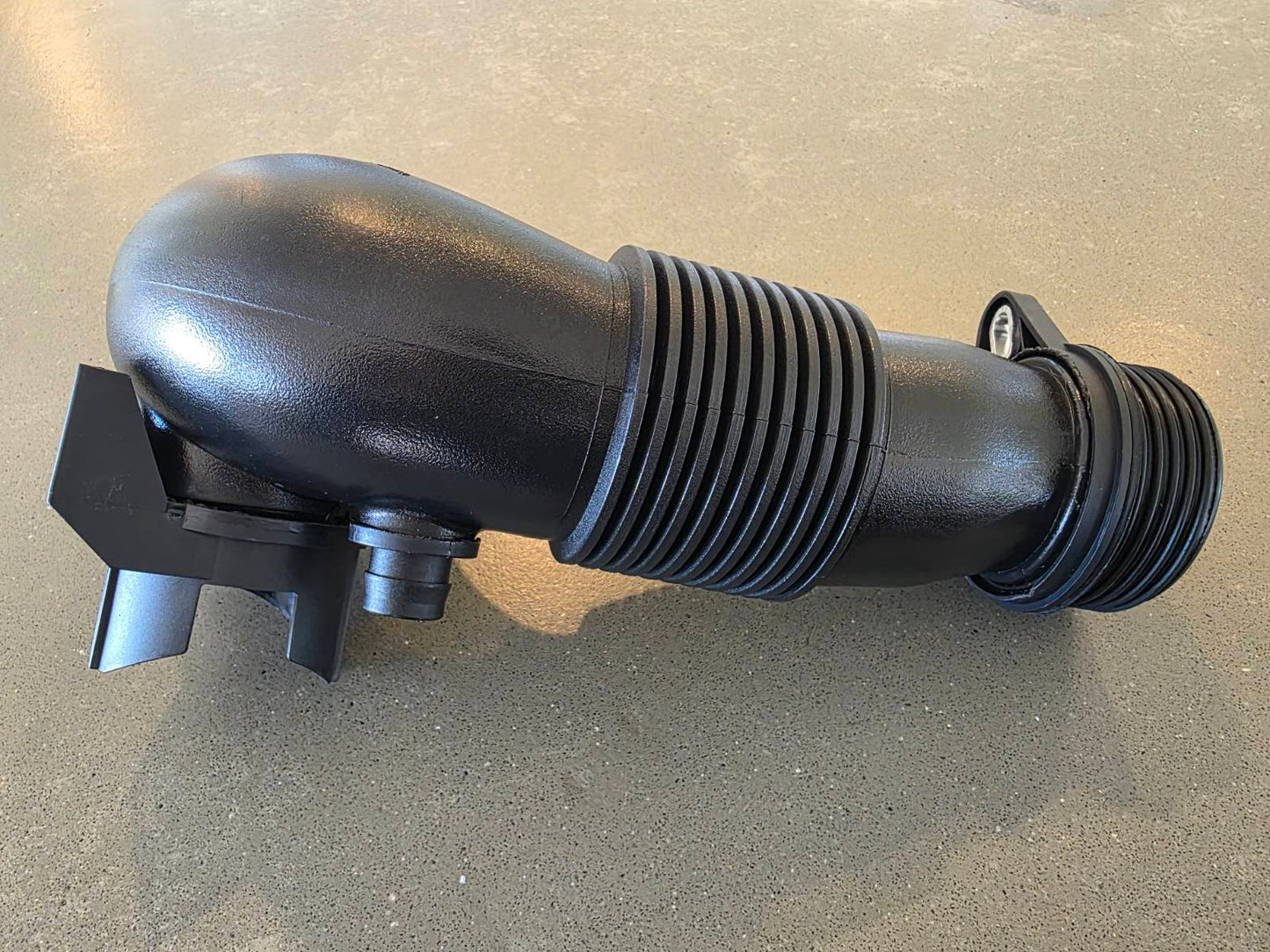 BMW N20 Air Intake Pipe 13717605638