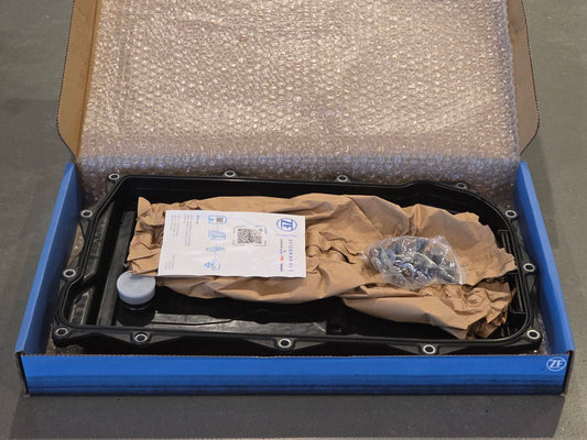 ZF 8HP Oil Pan and Filter Service Kit for BMW, VW, JAGUAR, LAND ROVER, MASERATI, ASTON MARTIN, ALFA ROMEO, TOYOTA
